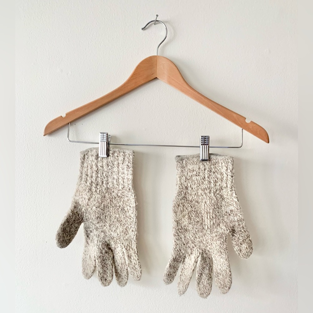 NEW Mens Cozy Knit Gloves